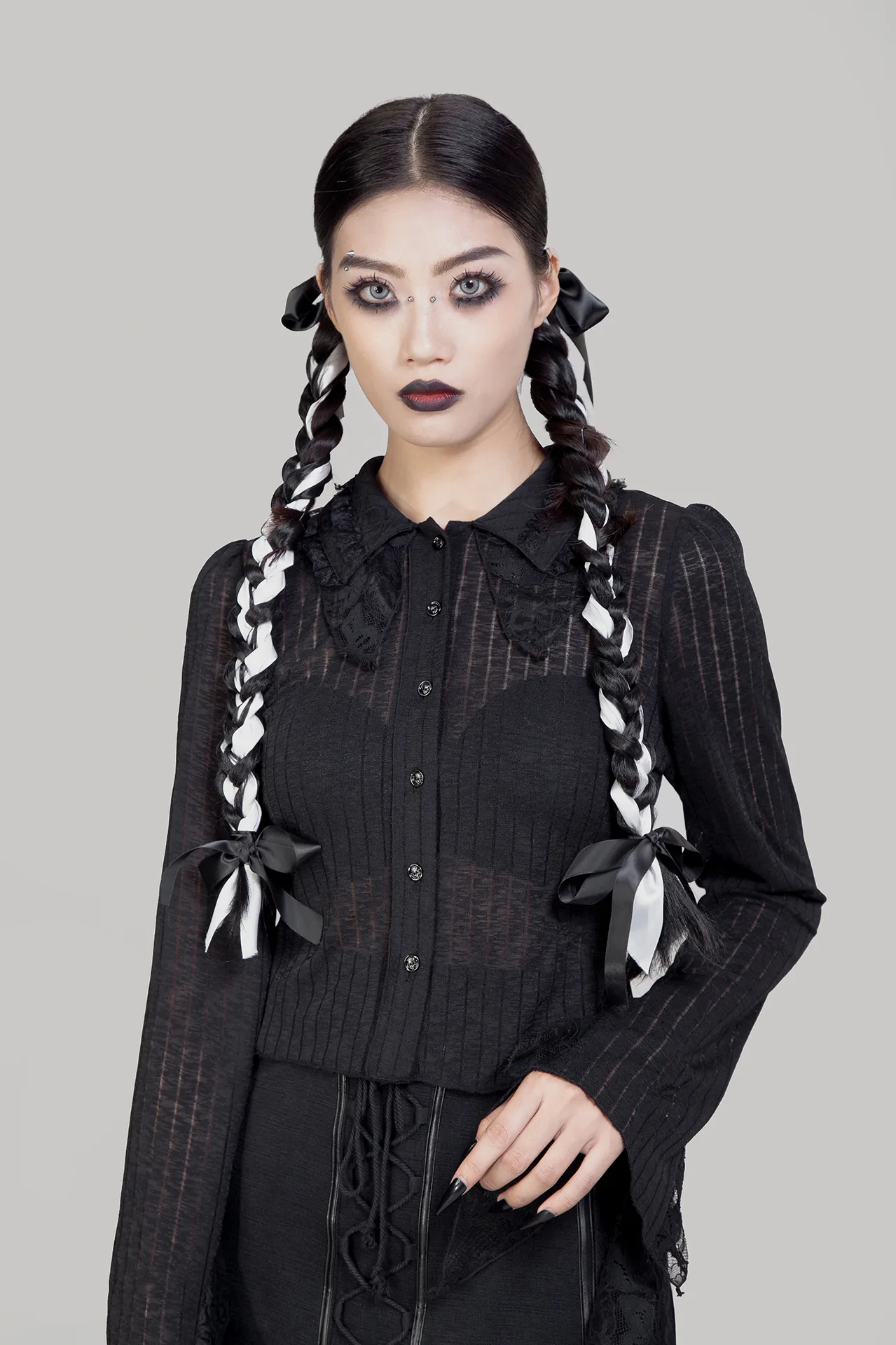 Gothic lace long sleeve shirt in dark colors SK2424